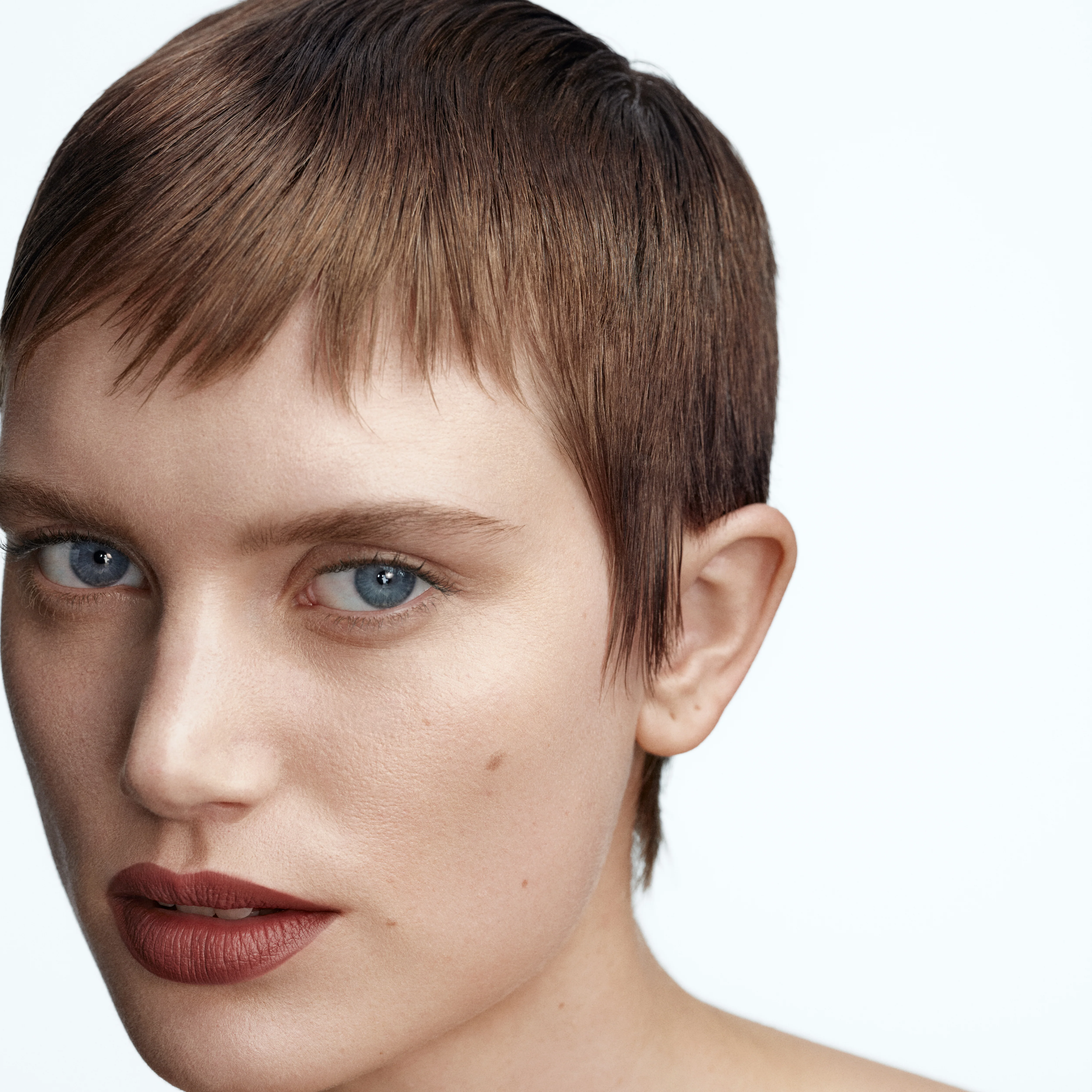 Attached Lipstick Matte - Image 5