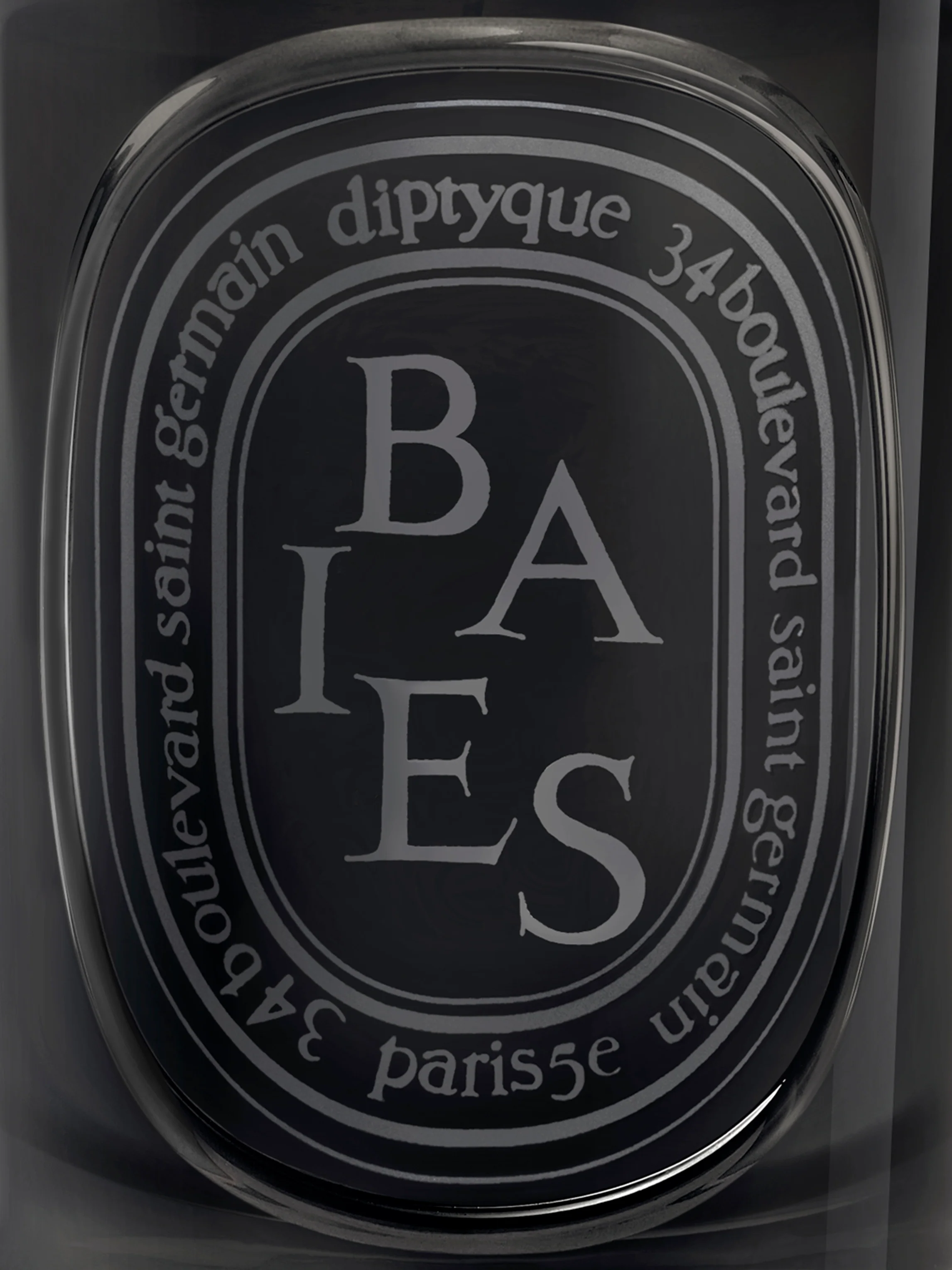 Baies Medium Candle - Image 3