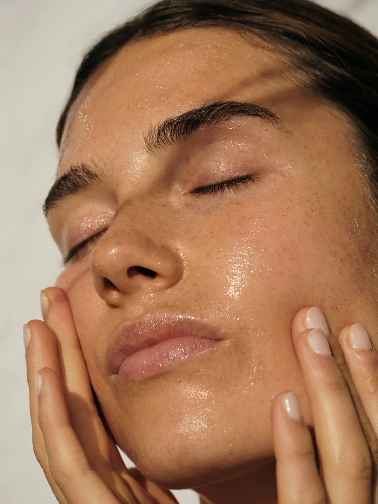 Exfoliating Hydra Mask - Image 3
