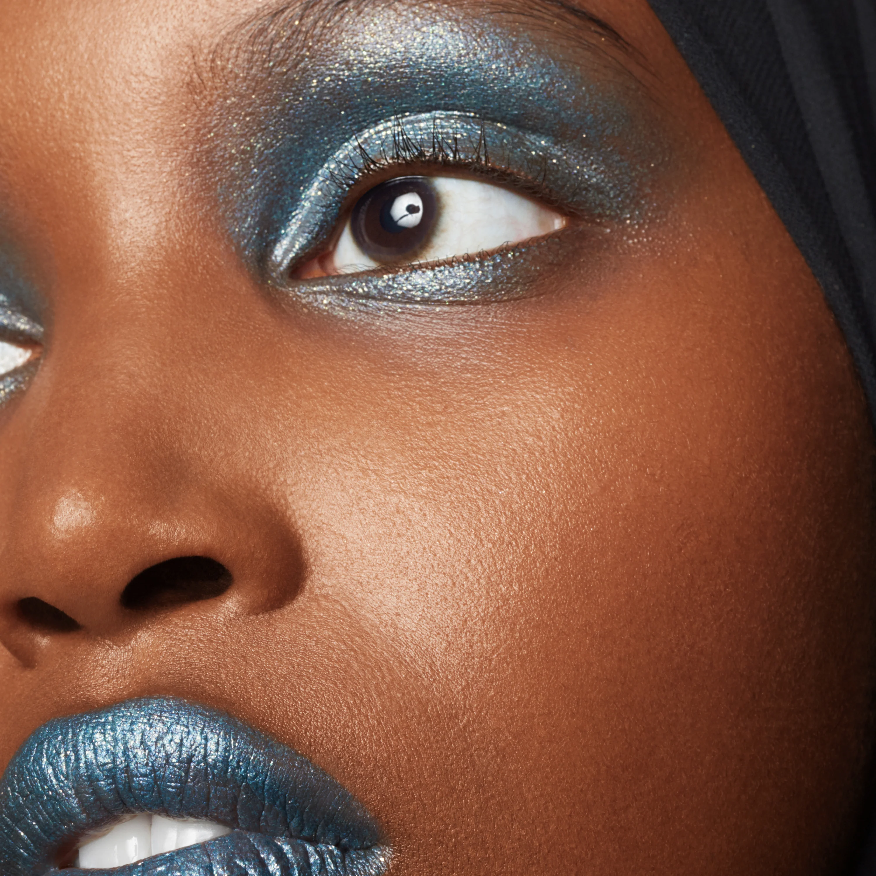 Kinda Blue Colour Stick - Image 6
