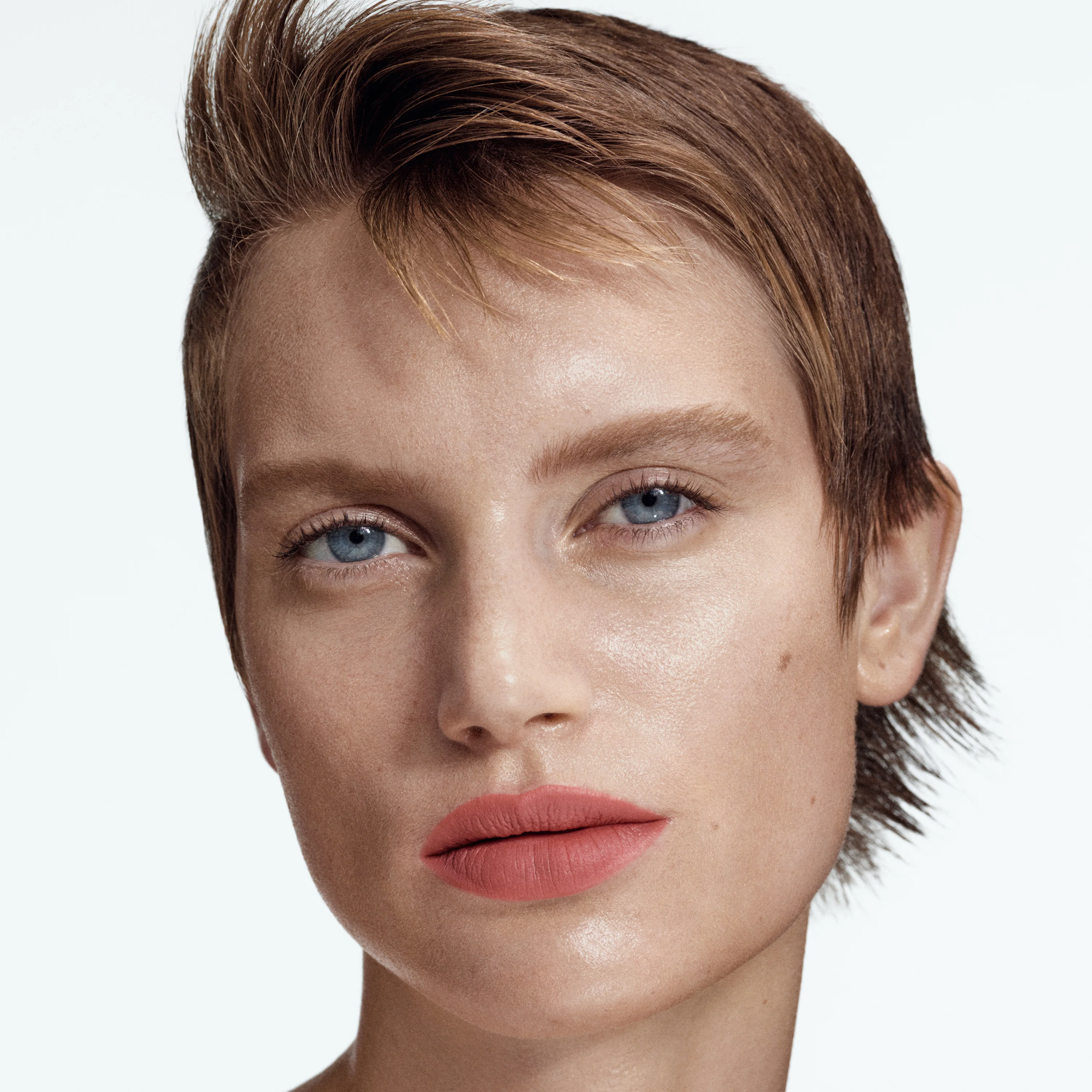 Liquid Lipstick Matte Utopie 350 - Image 6