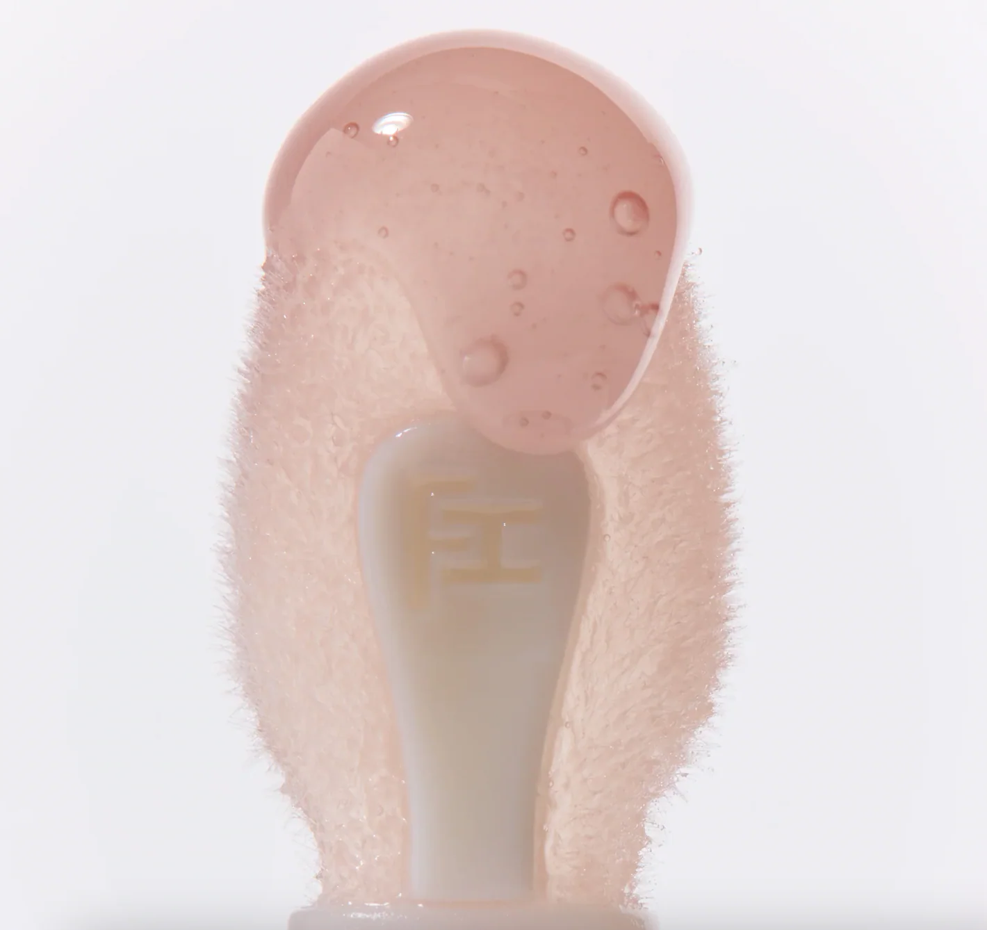Soft Glass Lip Plumping Oil Tawny - Image 7